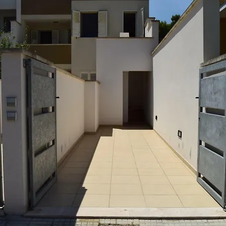 Holiday home Itaca - Le Vie Di Omero